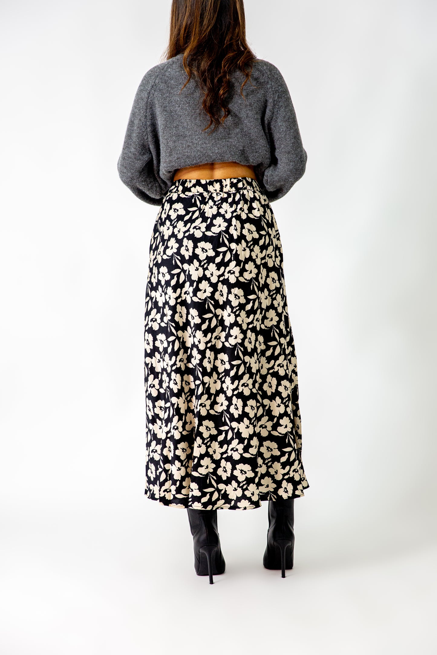 PRETTY IN PETALS MAXI SKIRT